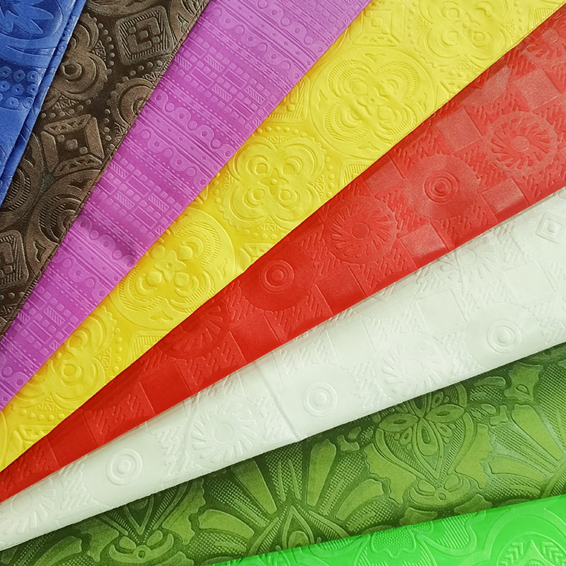 TMIE-08-2-3 115GSM C% Polyester High-density High-comes Dyed with Geometria Pattern ensessed Poly Poplin Fabric