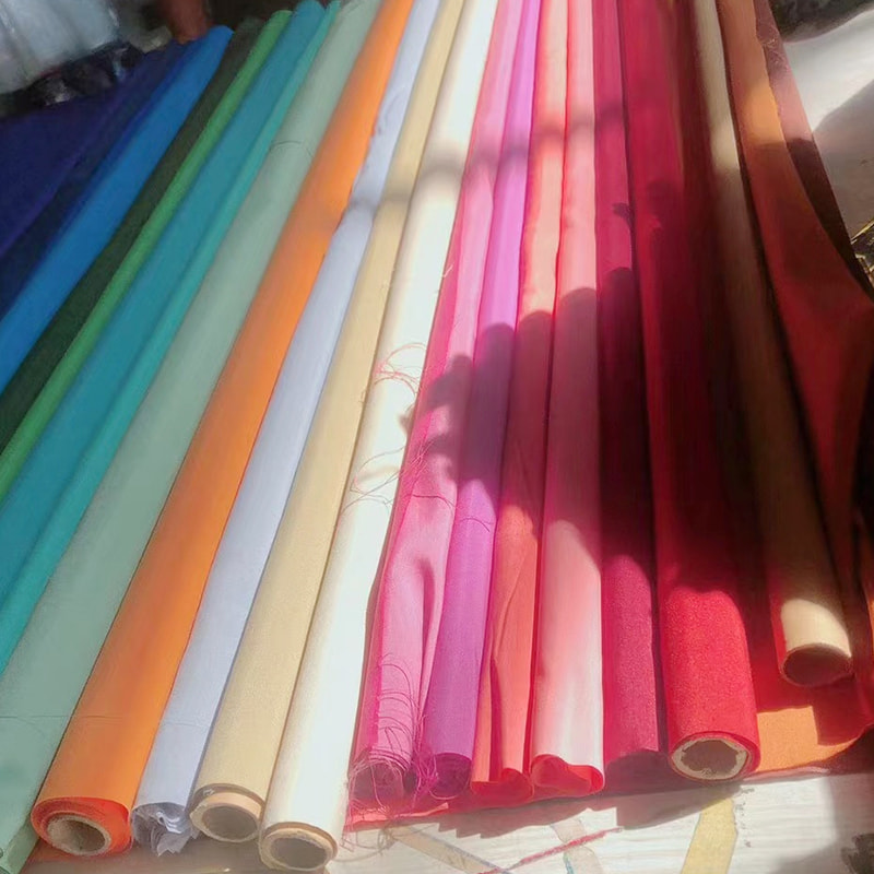 TMIE-08-5-2 112CM Latitudo levis ponderis 75GSM customised Coloris et Colorum Plusquam 100+ Colorum Lining Polyester Poplin Fabric